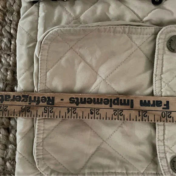 American Living Quilted Beige Jacket with Dark Brown Details - Picture 11 of 11